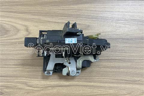 Ổ khóa ngậm cánh cửa trước 3B1837015P-01