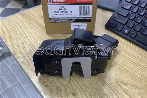 Ổ khóa ngậm cánh cửa trước 3M5AR21812ET