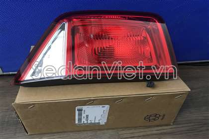 Đèn hậu trong trái Chevrolet Orlando 2015-2018