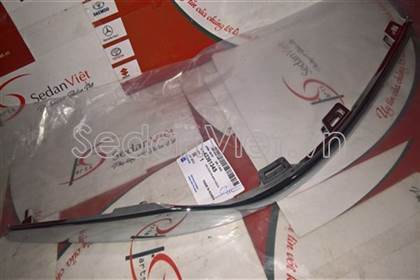 Nẹp mạ cản sau 42361345