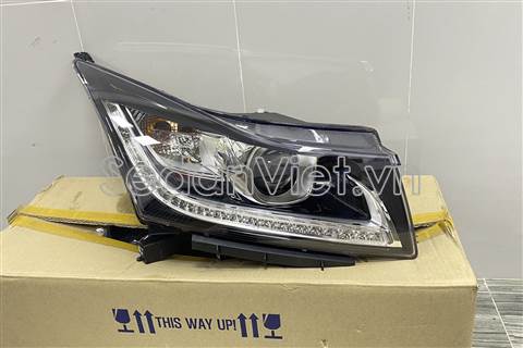 Vỏ đèn pha phải Chevrolet Cruze 2015-2016