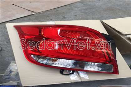 Đèn hậu Chevrolet Trax 2016
