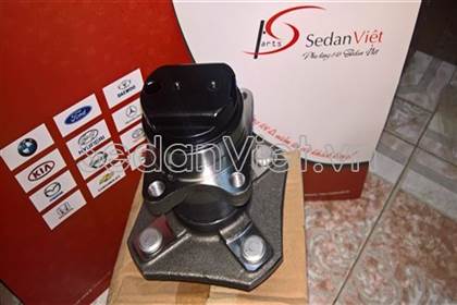 Bi moay ơ sau Nissan Livina 2007