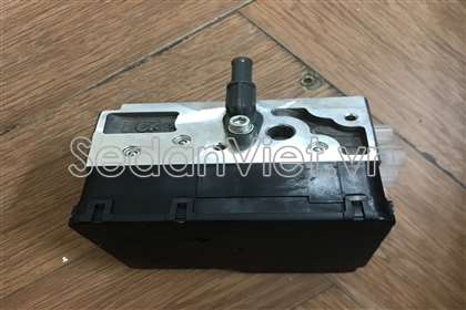 Cụm điều khiển ABS 4451048080