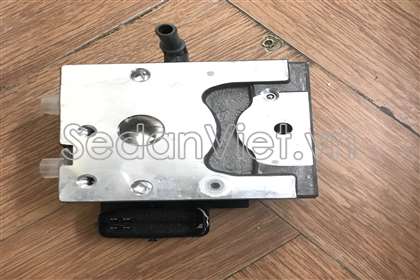 Cụm điều khiển ABS 4451048080