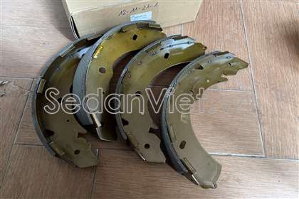 Guốc phanh sau 4600A106