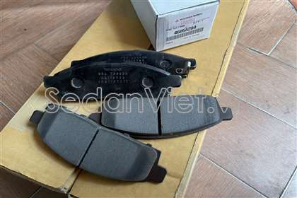 Má phanh trước dùng cho xe Mitsubishi Zinger 2008