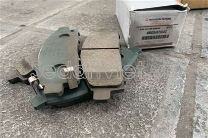 Má phanh trước 4605A284T