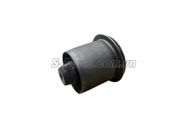 Cao su cầu sau 46221M60M00