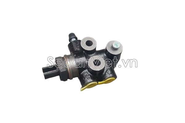 Van chia dầu phanh 4791038030-01