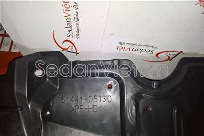 Chắn bùn gầm máy trái 5144106130