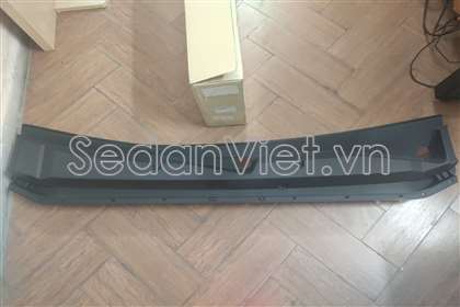Ốp chân kính chắn gió 52069426