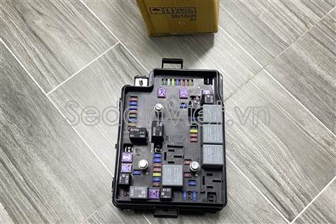 Hộp cầu chì 52090142