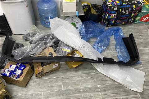 Cản sau 52169BZ120