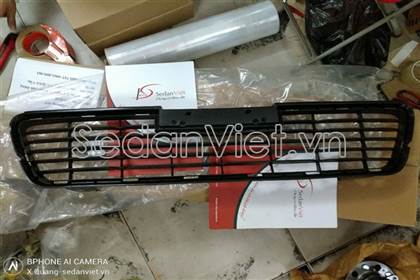 Lưới cản trước Toyota Hillux 2016-2018