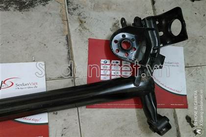 Cụm cầu sau 551001E100