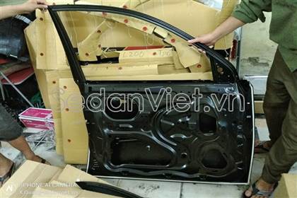 Cánh cửa trước trái 5700B529
