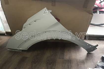 Tai xe phải 5761172SA0000