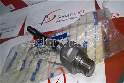 Rotuyn lái trong 577241Y500