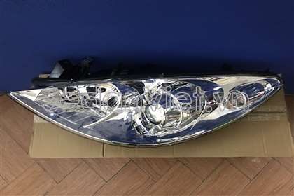 Vỏ đèn pha trái 6208G4G4