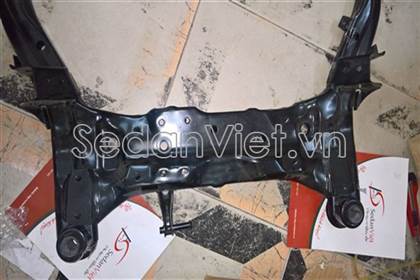 Giá đỡ động cơ 624051M100
