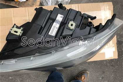 Vỏ đèn pha phải 631172025839