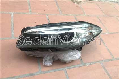 Vỏ đèn pha trái 63117271911