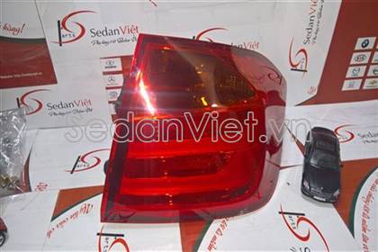Đèn hậu ngoài trái 63217312845
