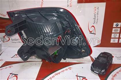 Đèn hậu ngoài trái 63217312845