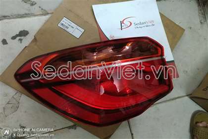 Đèn hậu ngoài trái 63217350715