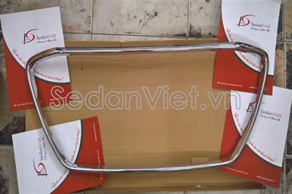 Nẹp mạ cản trước 6402A275