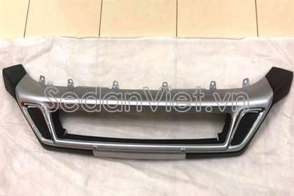 Ốp cản trước Mitsubishi Outlander 2020-2022