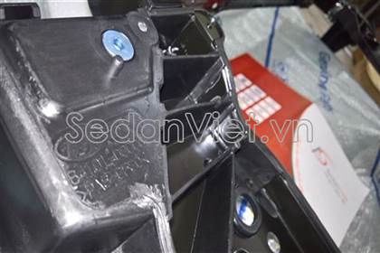 Khung xương đầu xe 64101D3100