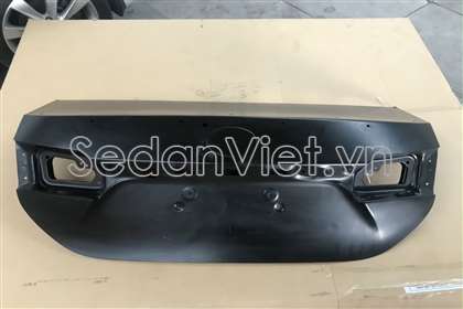 Cốp hậu dùng cho xe Toyota Altis New 2017