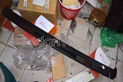 Ốp chân kính chắn gió 6616203536LAA