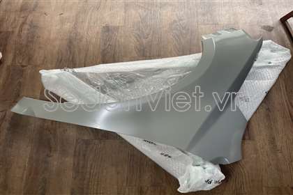 Tai xe 663111M040