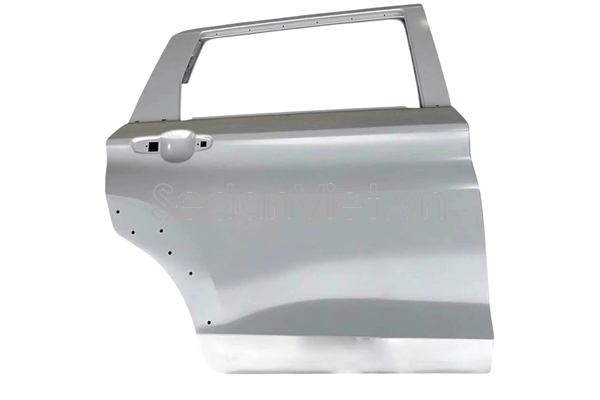 Cánh cửa sau phải 67003BZ720