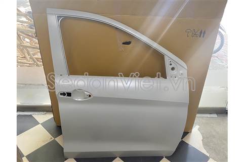 Cánh cửa trước phải 6800173R00000