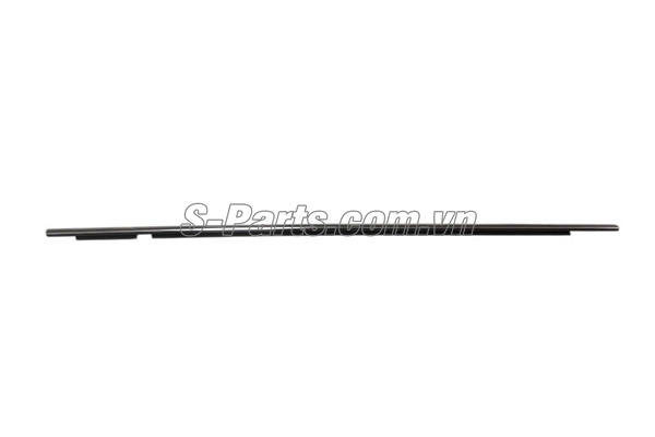 Nẹp chân kính cánh cửa ngoài sau 68163BZ230