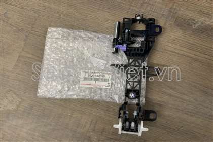 Giá đỡ tay mở cửa trước 6920102350