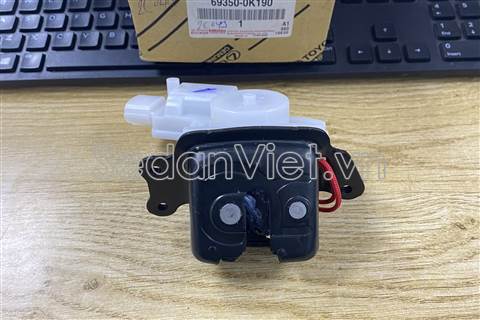 Ổ khóa ngậm cửa hậu số 5 693500K190