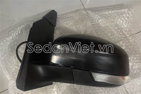 Gương chiếu hậu có đèn Ford Focus 2010