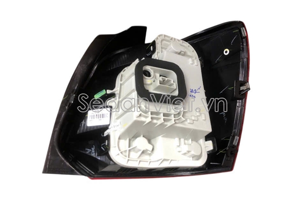 Đèn hậu 6RU945095J