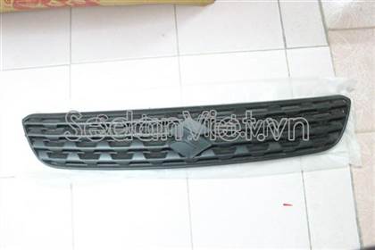 Mặt ca lăng không logo Suzuki Ertiga 2013-2015