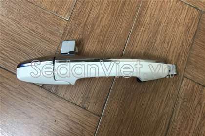 Tay mở cửa ngoài trước 72140SNBG01