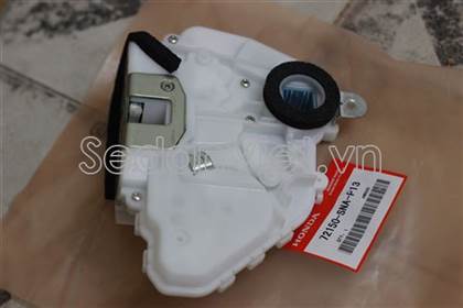 Ổ khóa ngậm cánh cửa trước 72150SNAP13
