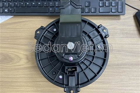 Quạt gió điều hòa trong xe 72223FL010