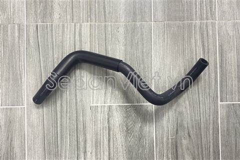 Ống nước dưới Subaru Forester 2007