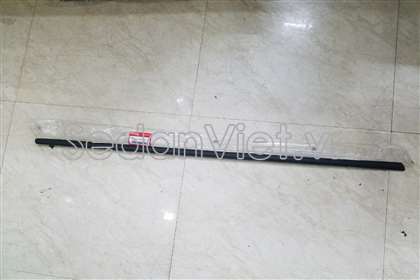 Nẹp chân kính cánh cửa ngoài sau trái 72950SNAA01-DF