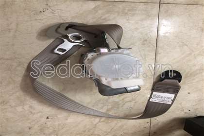 Đai an toàn trước lái 7322006160B1